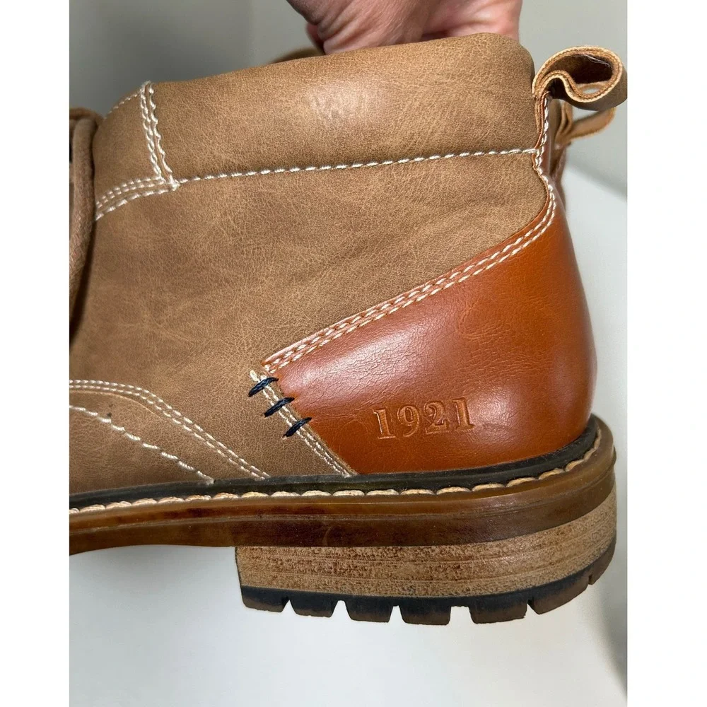 Freeman Hector Chukka Boots Men's Size 9 Brown Faux Leather Memory Foam Shoes